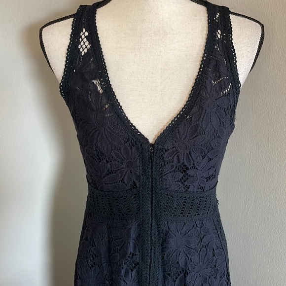 Nanette Lepore lace dress - Picture 2 of 10